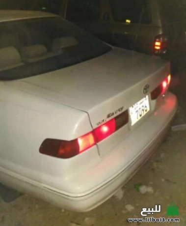 toyota-kamry-2000-big-2