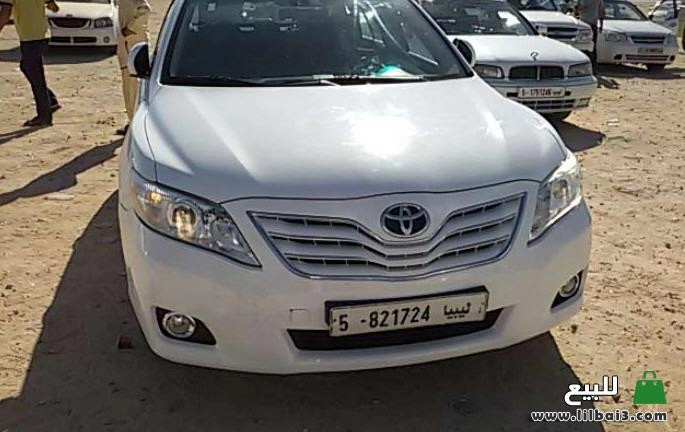 toyota-kamry-2010-big-1