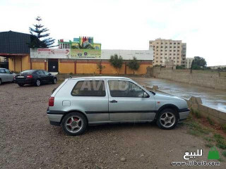 سيارة