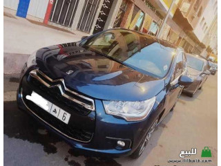 Citroën ds 4 excellent état 2014