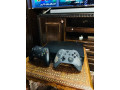 xbox-one-x-small-3
