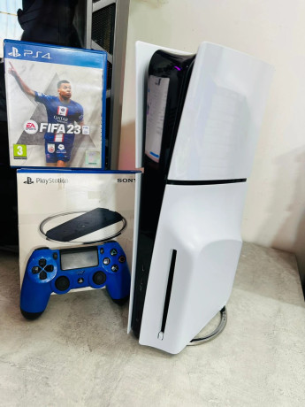playstation-5-slim-blueray-big-1