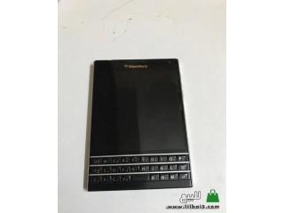 بلاك بيري أسود موديل Passport